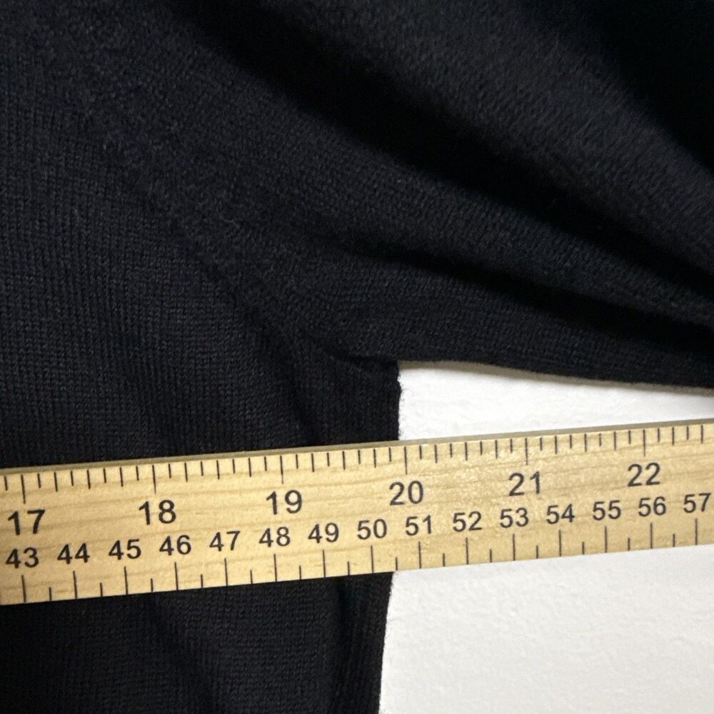 MICHAEL KORS Men's Black Pullover 100% Merino Wool Sweater Size Large 1/4 Zip - Picture 5 of 9